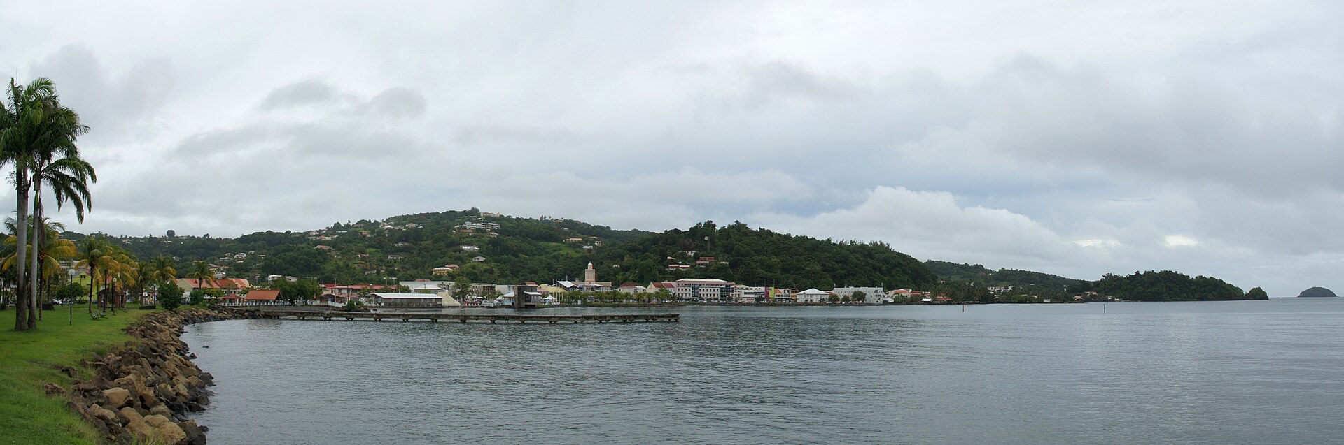 Vue sur la Trinité en Martinique 