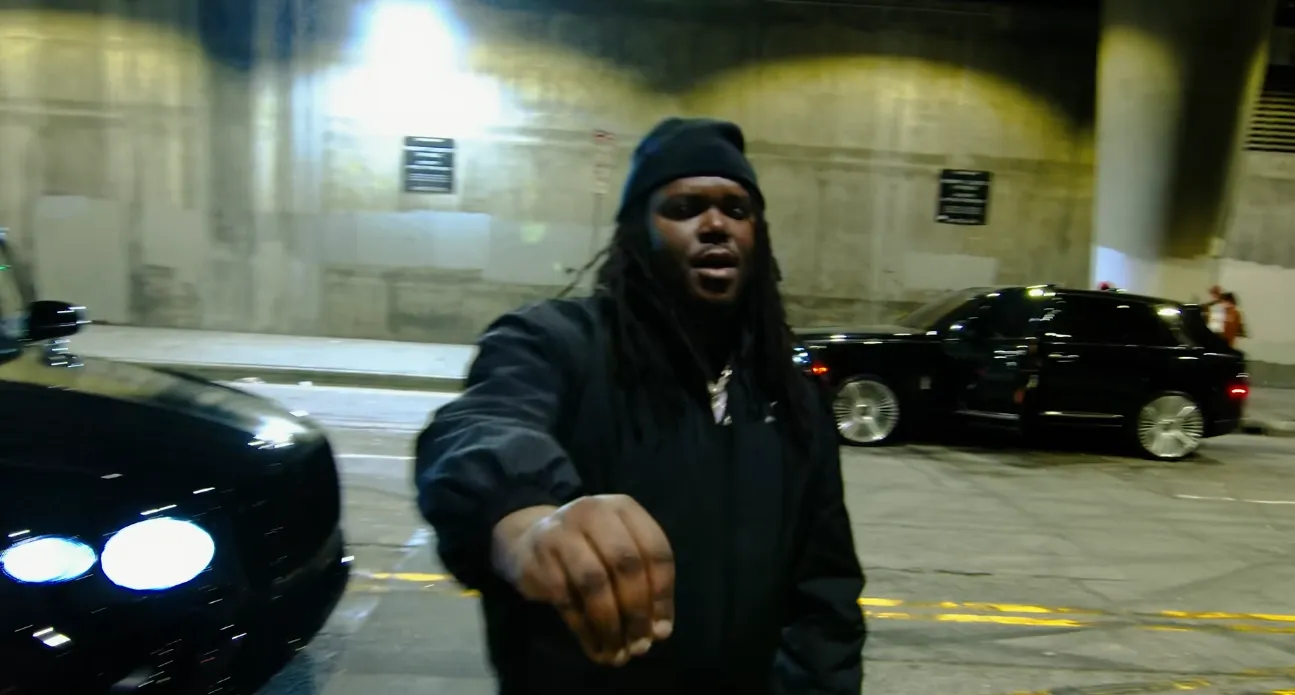 Le rappeur LUCKI dans son clip 2021 Vibes. ©LUCKI