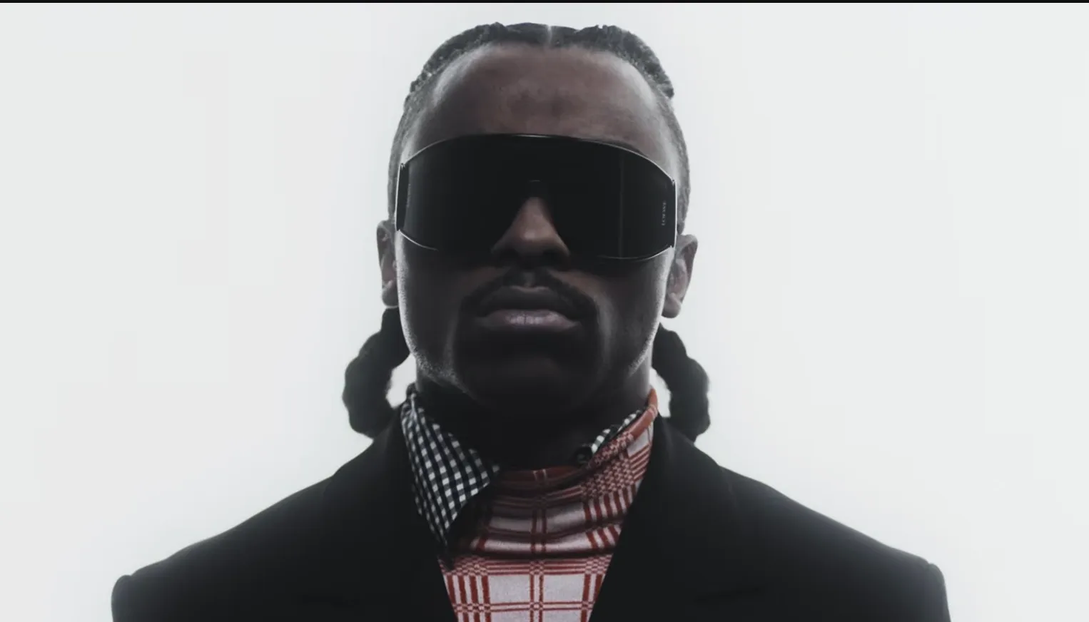 La Fève dans le clip de 2026. ©La Fève