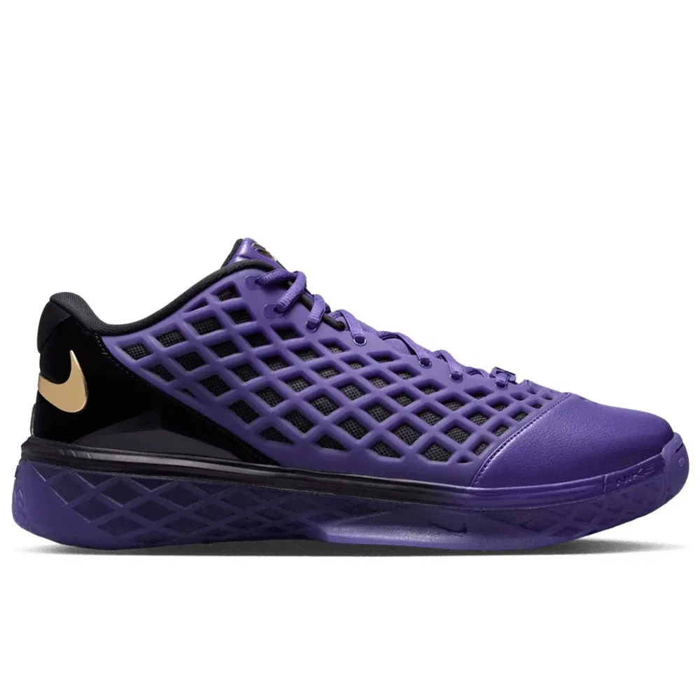 La Nike Kobe 3 Low Protro x FC Barcelona. ©Nike